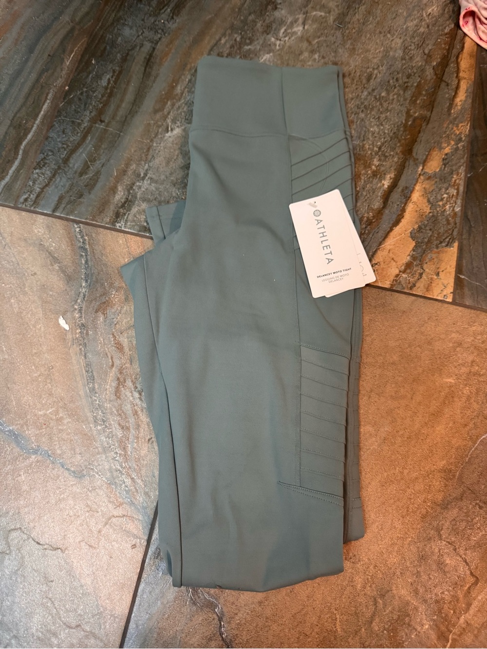 Athleta Delancey moto Sculpt leggings size M
